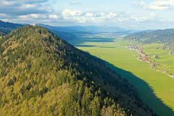 Balade panoramique de la Vue-des-Alpes à la Roche-aux-Crocs