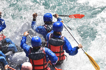Loisirs aquatiques, rafting, aquarando, canyoning et hydrospeed