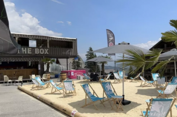 Du 24 juin au 10 septembre 2023, plage artificielle dans le canton du Valais