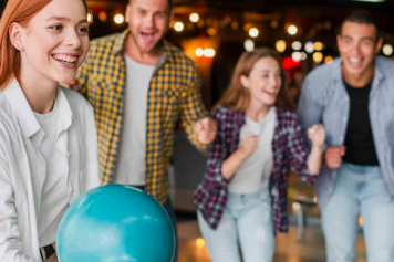 Bowling dans le centre commercial La Praille à Genève
