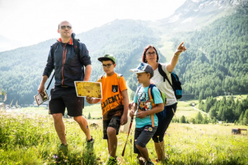 Jeu de piste sur les traces des animaux de la région