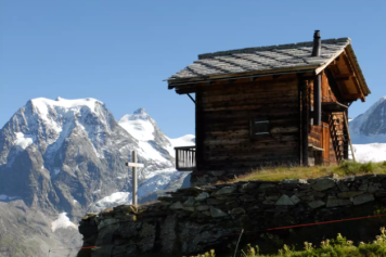 Dernier village du val d'Hérens et station de sports d'hiver
