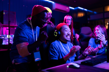 Du 25 août au 13 septembre 2025, affrontez-vous sur "Mario Kart" ou "League of Legend" dans les centres Manor Monthey, Chavannes et Vevey