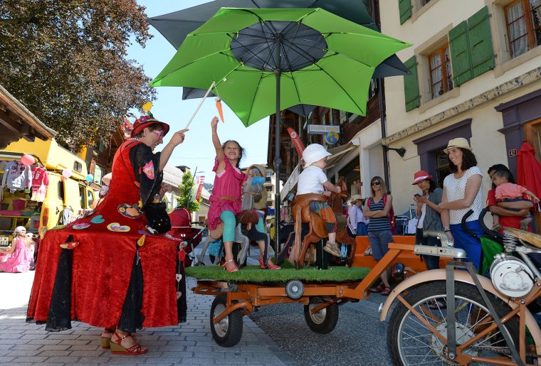 Festival au Pays des Enfants 2018 - Château-d’Oex Festival au Pays des Enfants 2018 - Château-d’Oex