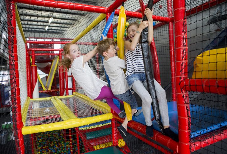 urba-kids-parc-attractions-centre-loisirs-jeux-orbe.JPG urba-kids-parc-attractions-centre-loisirs-jeux-orbe.JPG