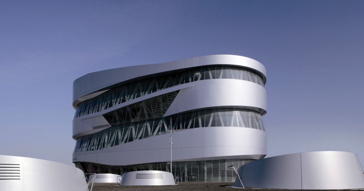 Musee Mercedes Benz De Stuttgart Allemagne Allemagne Stuttgart Activite