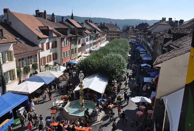 La fête de la brocante du Landeron.