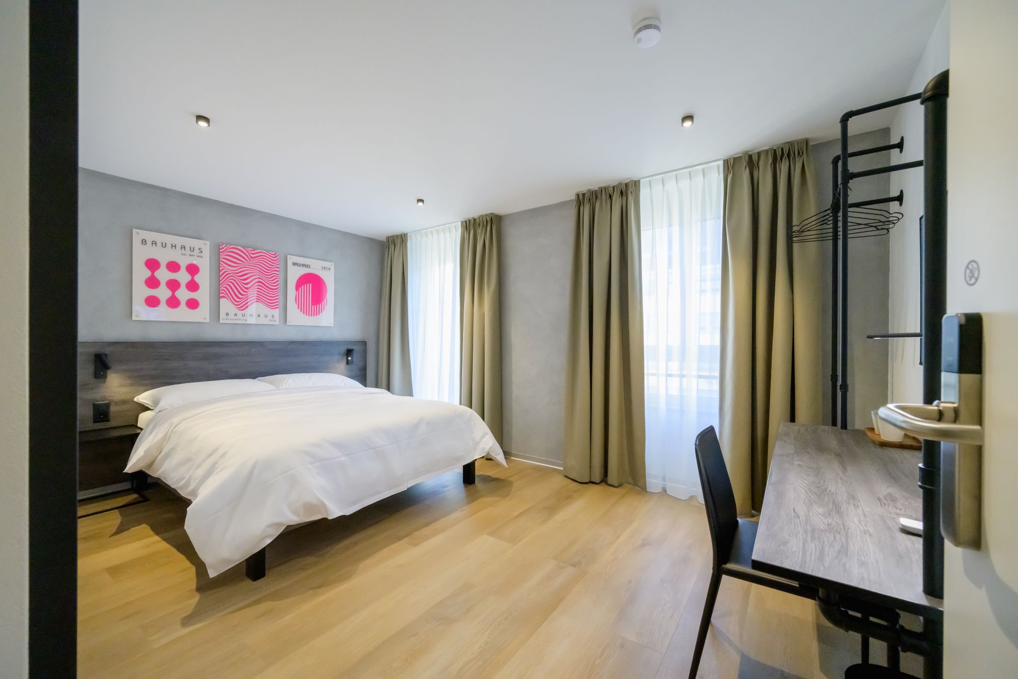 2* confort, entièrement géré en ligne, l'hôtel Arnold ne fait pas dans la complication.